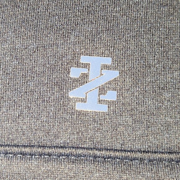 Izod 1/4-Zip Mock Neck Pullover - Picture 7 of 10